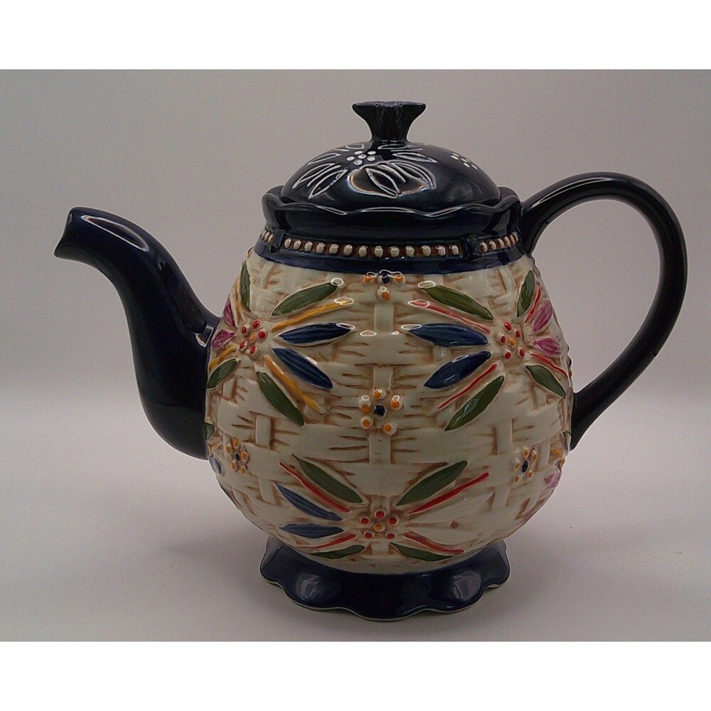 Temp-tations Tea Pot, 1.5 Qt, Old World Blue, Microwave Teapot 21241 w/paperwork